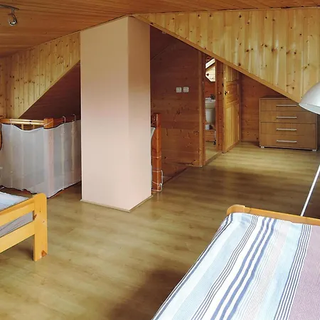 Holiday Home Kolczewo Near Baltic Sea Beach, Cleaning Included Hébergement de vacances Kołczewo